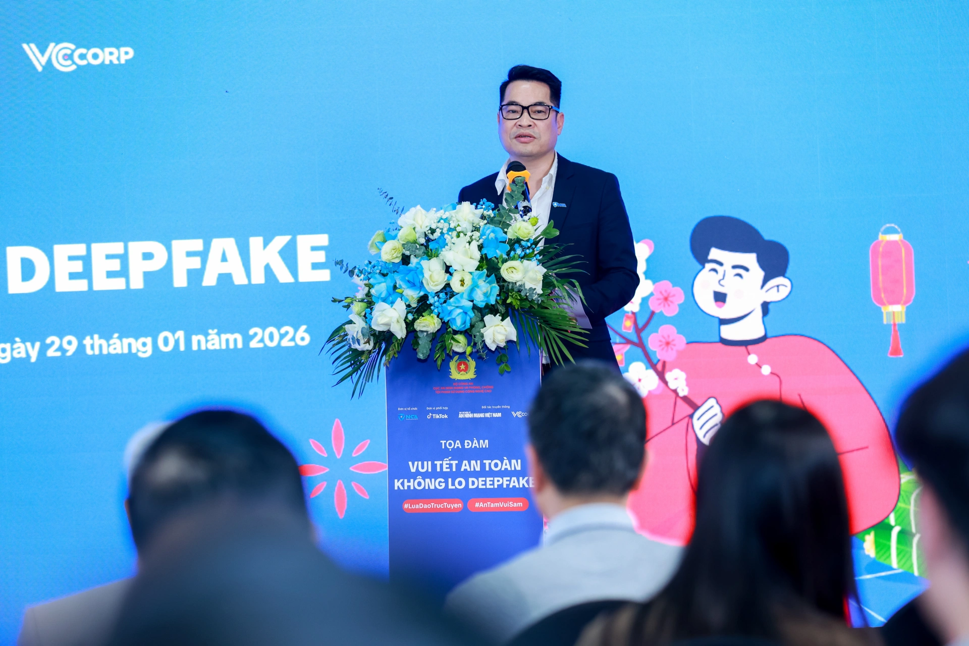 Ông Vũ Duy Hiền, Phó Tổng Thư ký kiêm Chánh Văn phòng Hiệp hội An ninh mạng Quốc gia, phát biểu tại tọa đàm “Vui Tết an toàn - không lo Deepfake”.