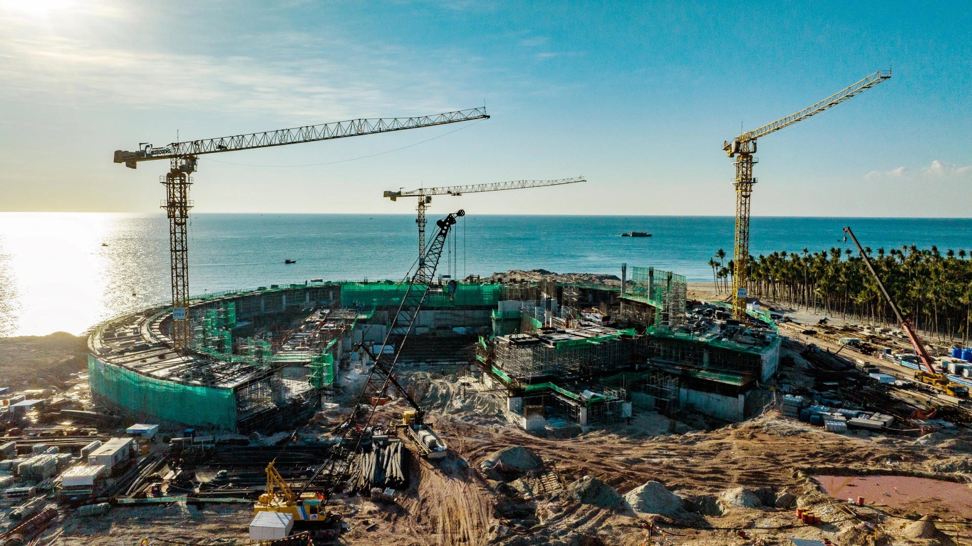 Nhà biểu diễn đa năng Phú Quốc đang được gấp rút triển khai