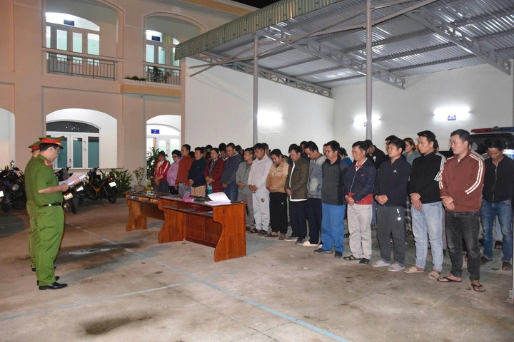 Các đối tượng trong đường dây lô đề do Công cầm đầu.