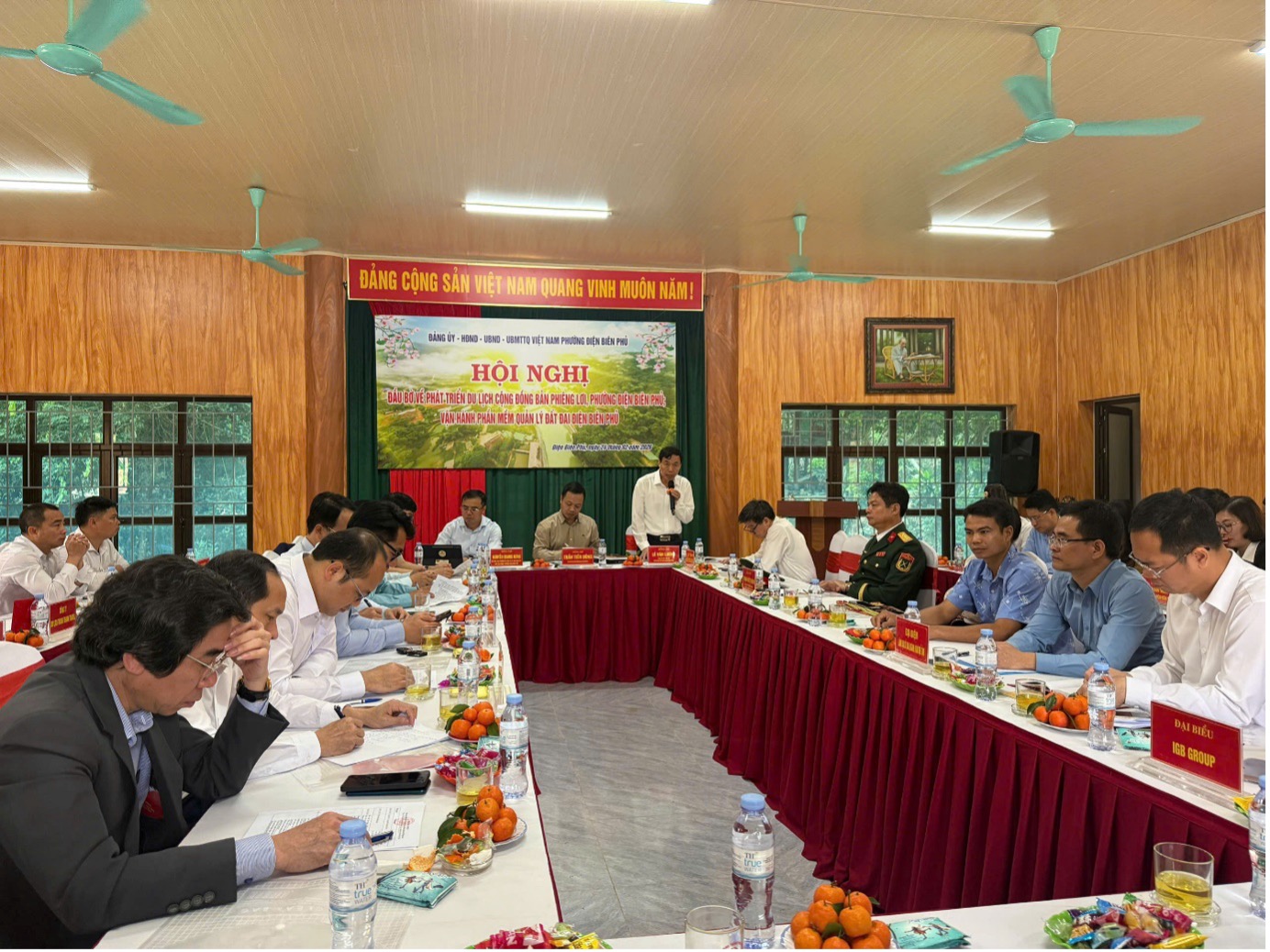 Toàn cảnh buổi Hội nghị.