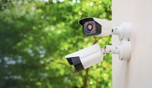 Camera giám sát bùng nổ: “Mắt thần” hay điểm yếu an ninh mạng?