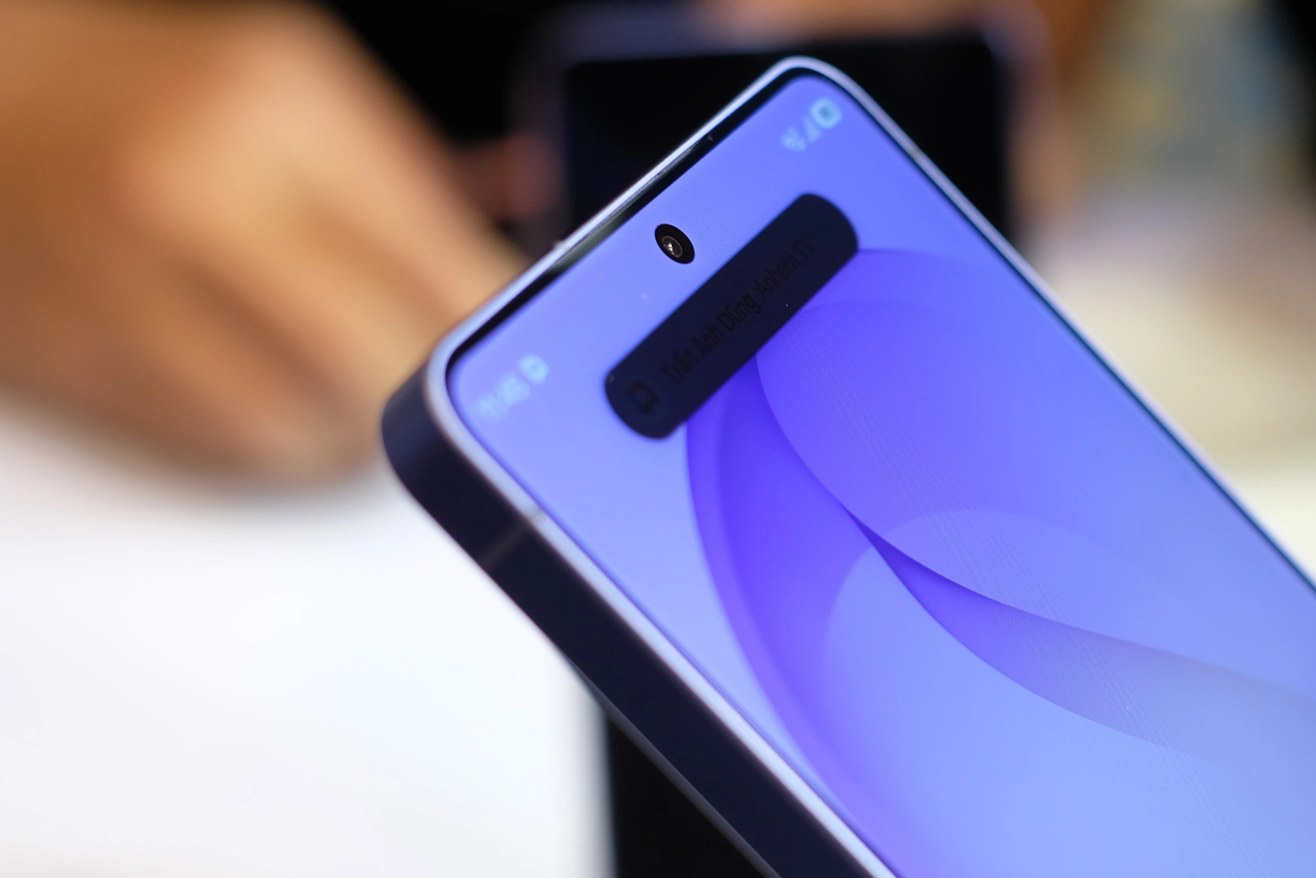 Galaxy S26 Ultra làm mờ thông báo đẩy khi được kích hoạt cho các ứng dụng cụ thể