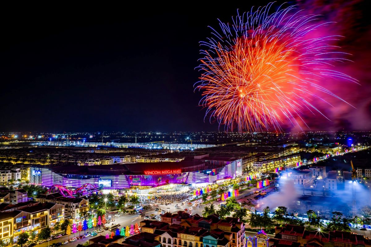 Chuyên gia Bùi Văn Doanh đánh giá, mô hình kinh tế đêm tại các siêu đô thị sẽ tạo ra “dòng tiền không ngủ”, mang lại lợi nhuận cao cho nhà đầu tư