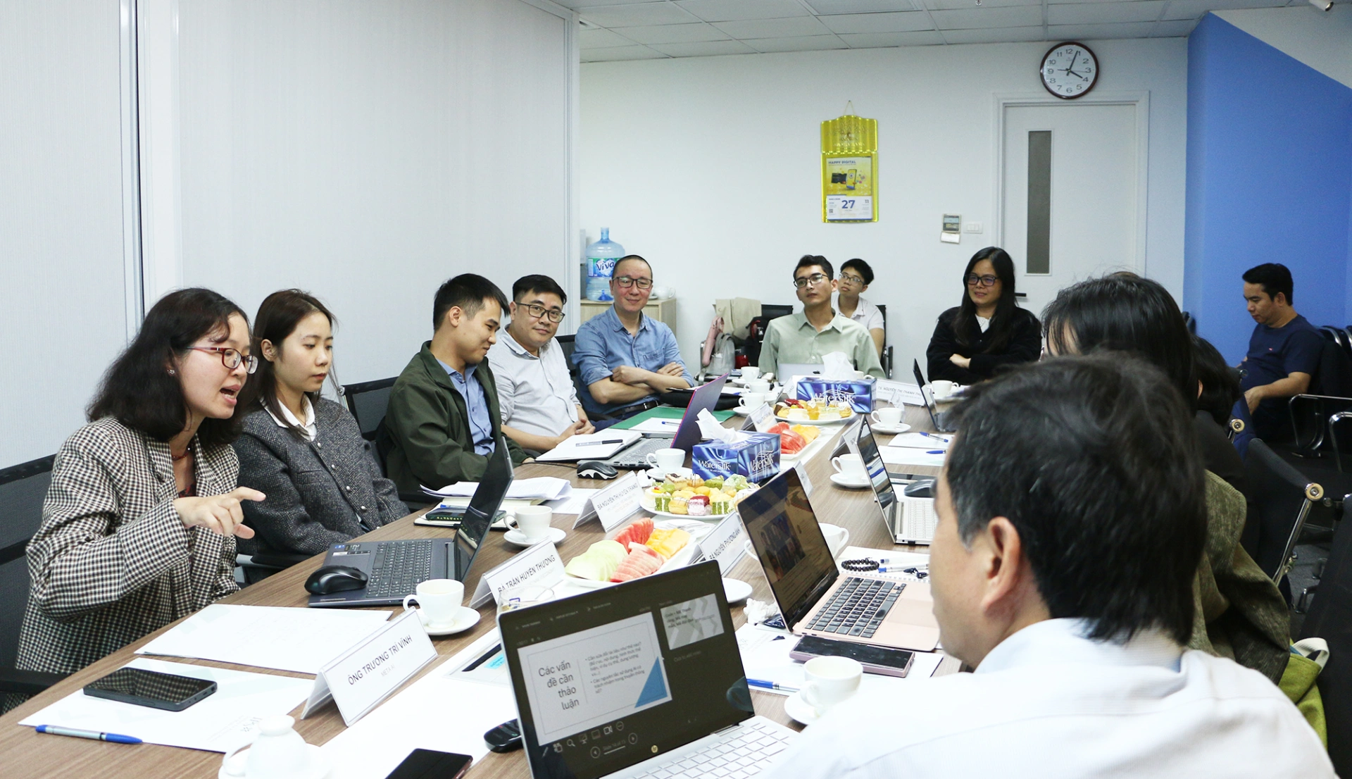 Các chuyên gia thảo luận sôi nổi về phạm vi và quy tắc sử dụng AI để sáng tạo nội dung