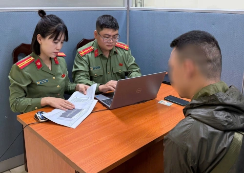 Xử lý trường hợp xuyên tạc trên mạng nhằm bảo vệ tuyệt đối môi trường thông tin cho bầu cử