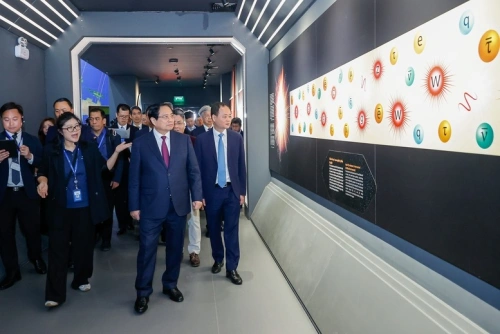 Thủ tướng Phạm Minh Chính dự lễ khánh thành Trung tâm Vũ trụ Việt Nam