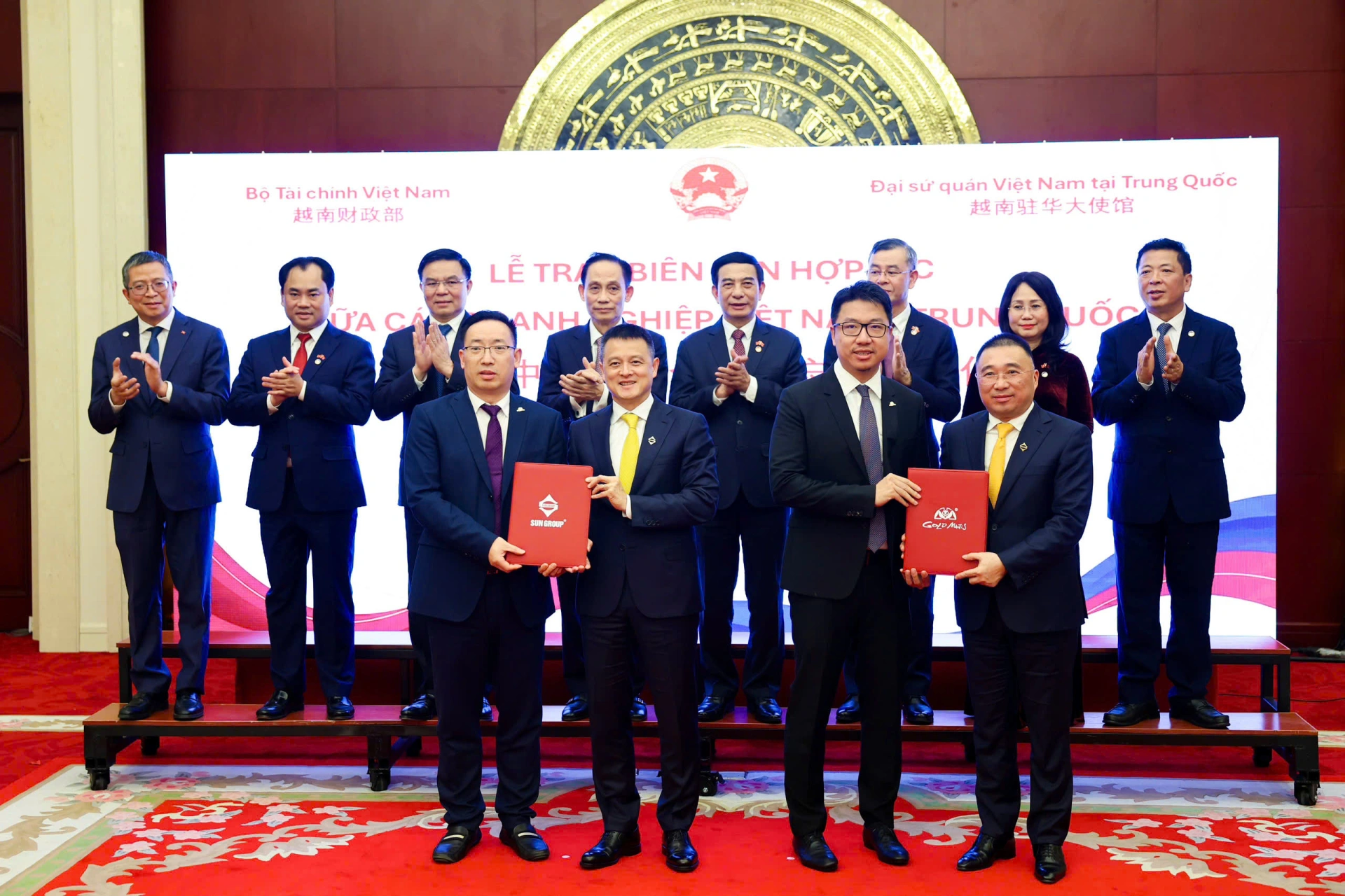 Cái bắt tay hợp tác giữa 2 tên tuổi lớn là Sun Group và Gold Mantis sẽ xác lập chuẩn mực mới cho kiến trúc nội thất tại Việt Nam.