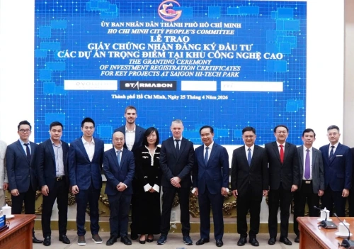 TP HCM trao giấy chứng nhận đăng ký đầu tư cho 4 dự án công nghệ cao gần 1,3 tỷ USD