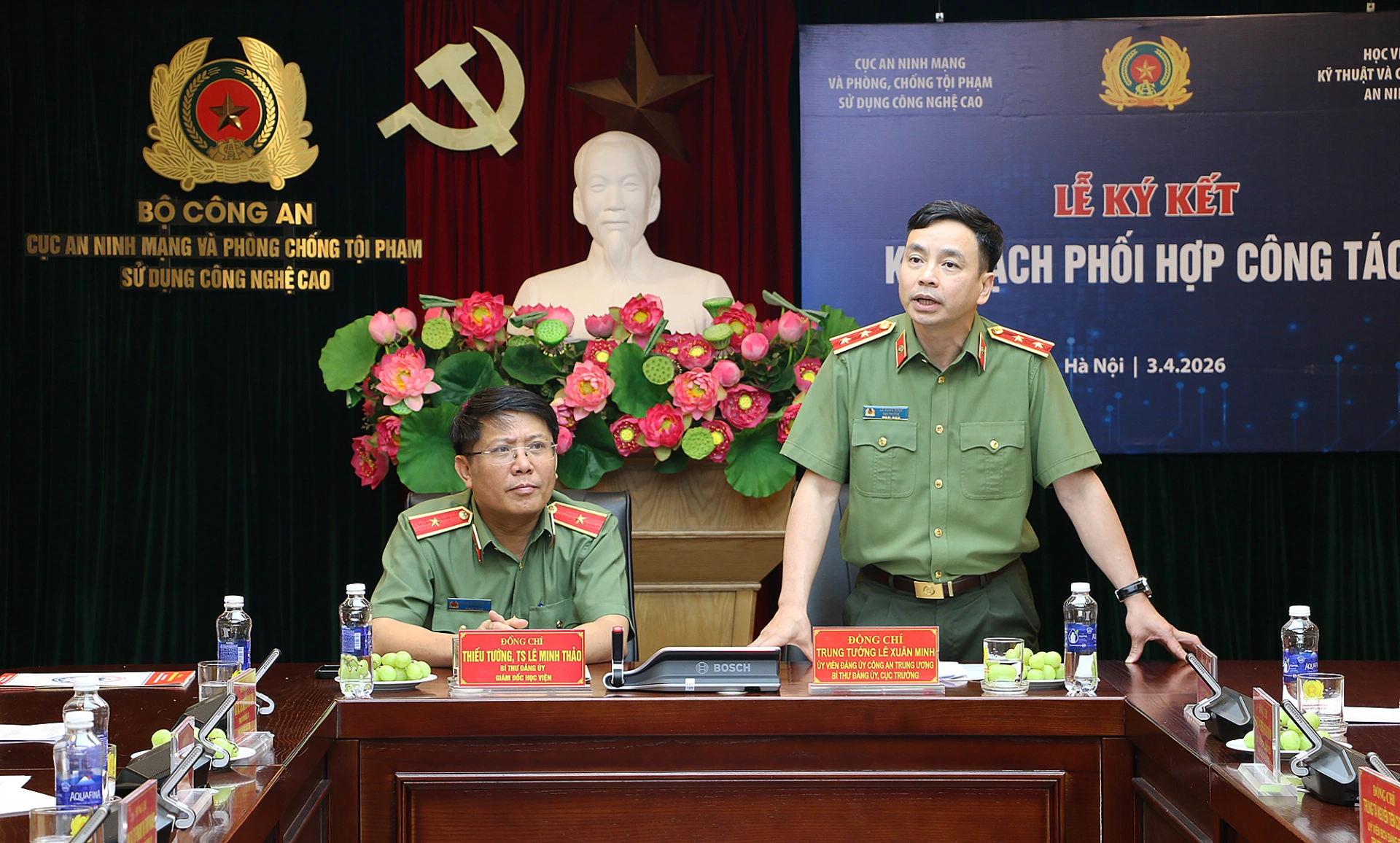 Trung tướng Lê Xuân Minh đánh giá cao vai trò hợp tác của hai đơn vị, mong muốn sớm đưa các công việc vào triển khai trong thực tiễn