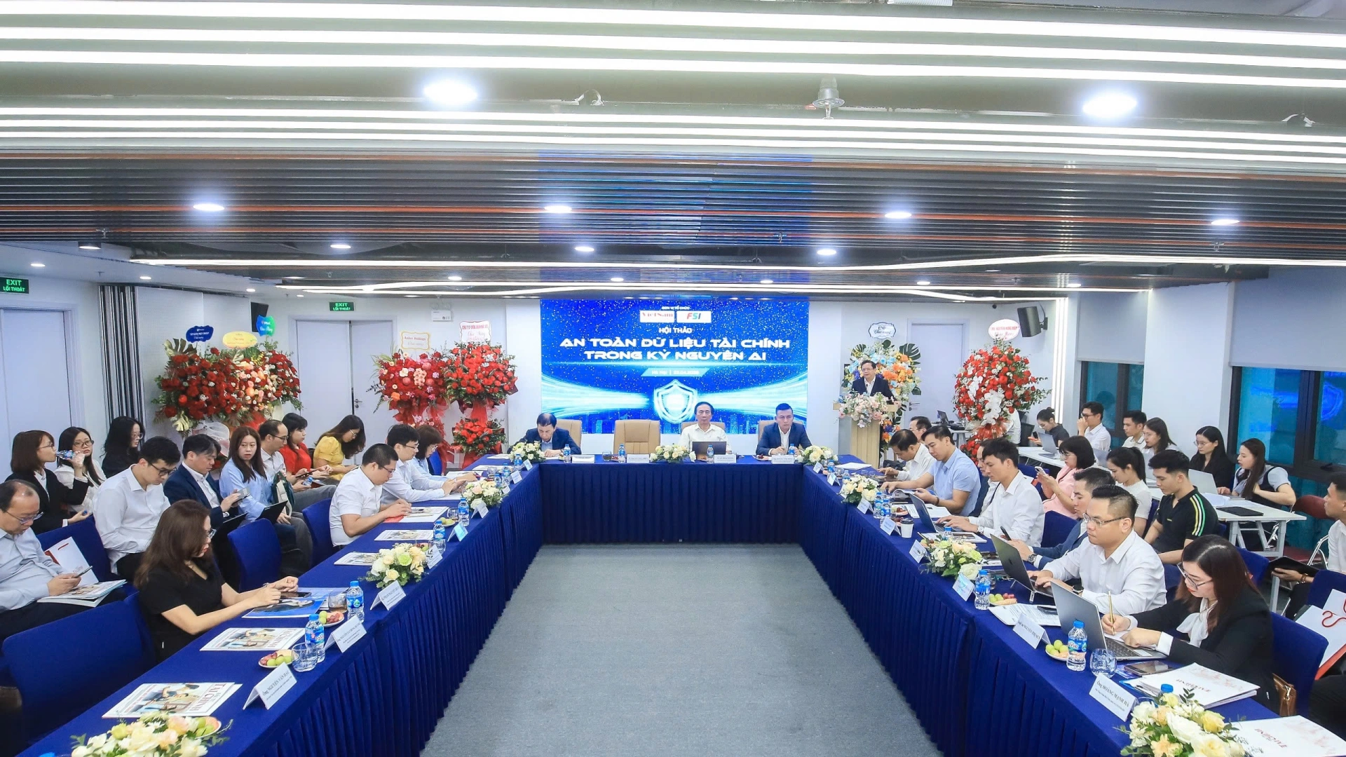 Toàn cảnh hội thảo An toàn dữ liệu tài chính trong kỷ nguyên AI”. Ảnh BTC