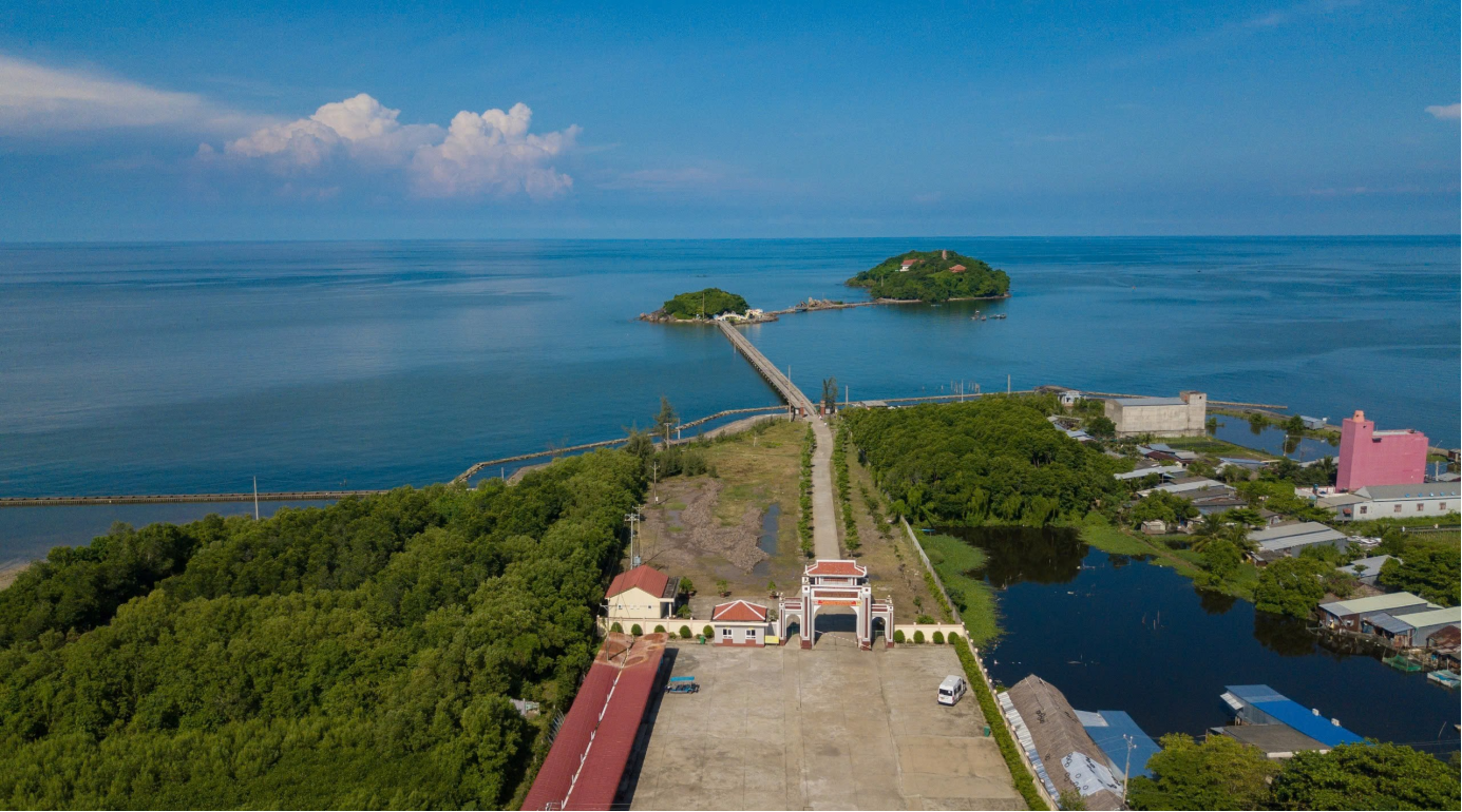 Toàn cảnh Hòn Đá Bạc, Cà Mau, nơi diễn ra cuộc đấu trí trong 7 năm của lực lượng An ninh trong Kế hoạch phản gián CM12.