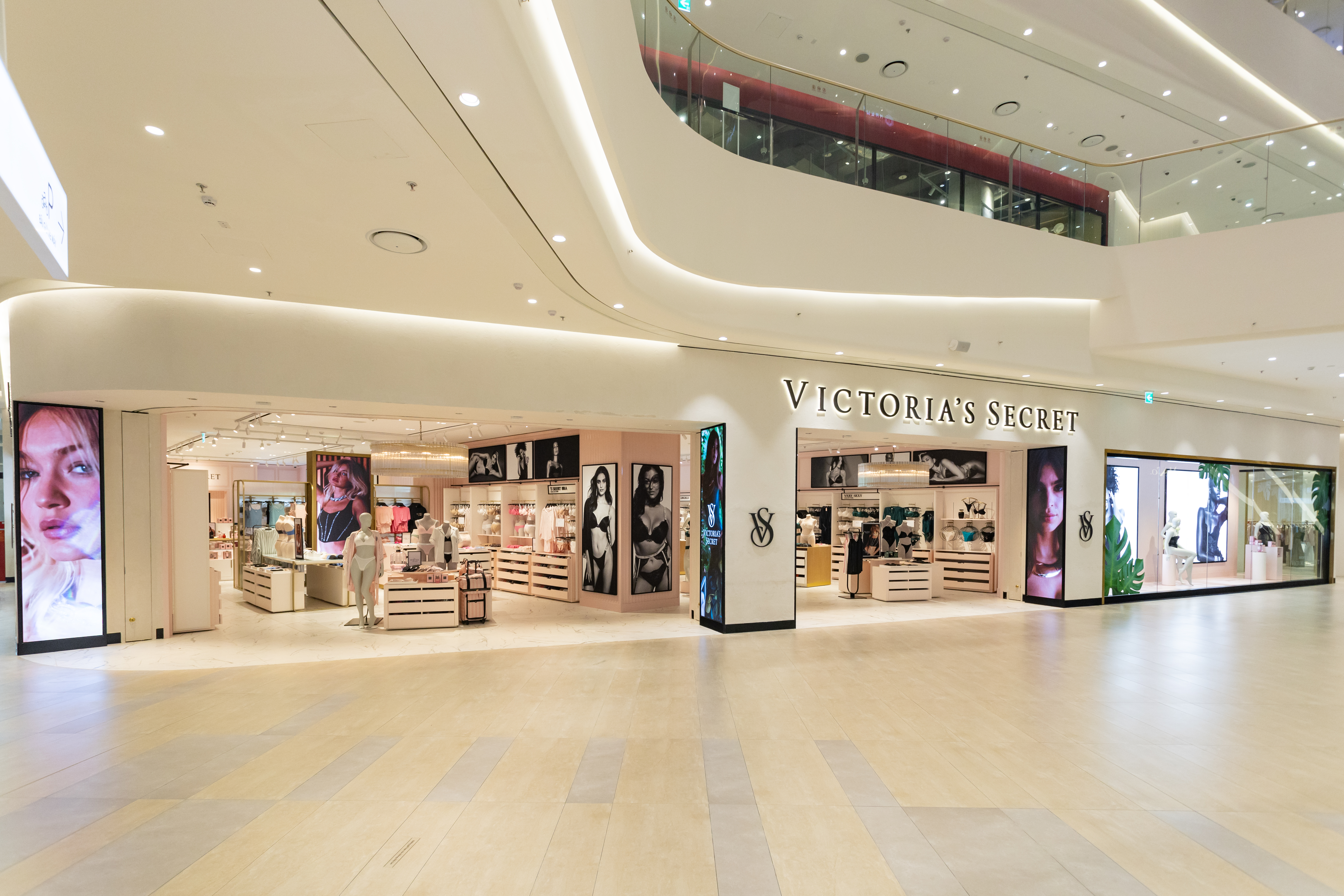 Victoria's Secret gỡ bỏ trang web do sự cố an ninh mạng