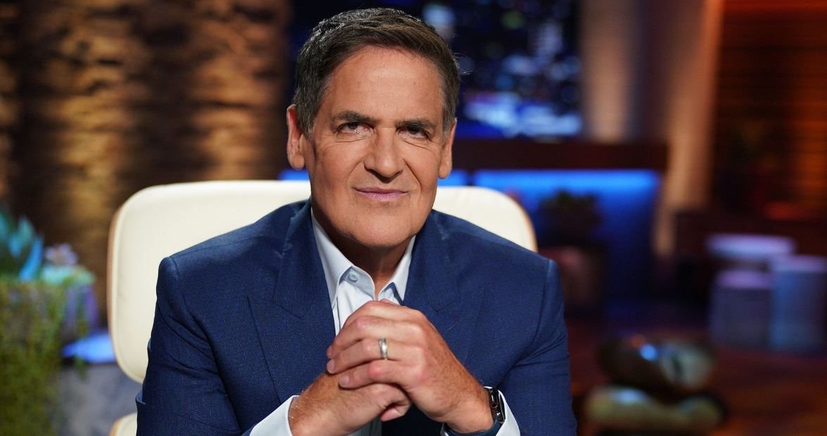 Tỉ phú Mark Cuban liệt kê 5 nhóm việc làm dễ bị AI thay thế