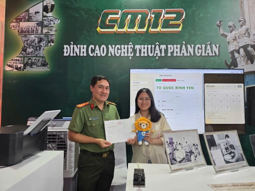 Những hình ảnh đẹp tại booth “Kế hoạch phản gián CM12”