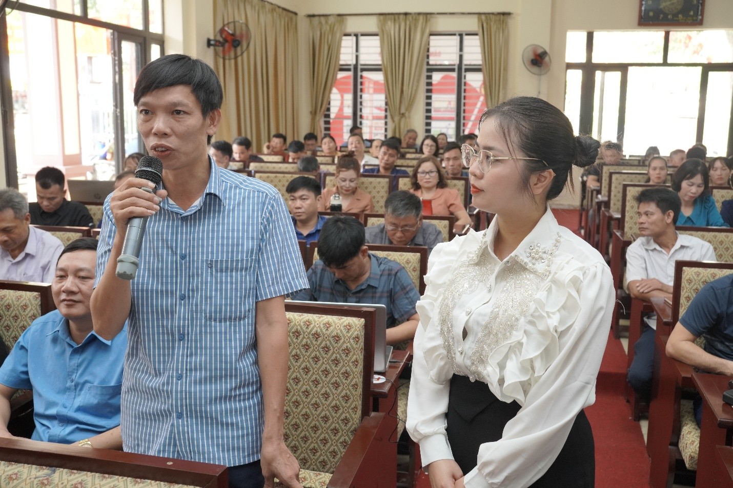 Cán bộ học viên chia sẻ tại buổi tập huấn