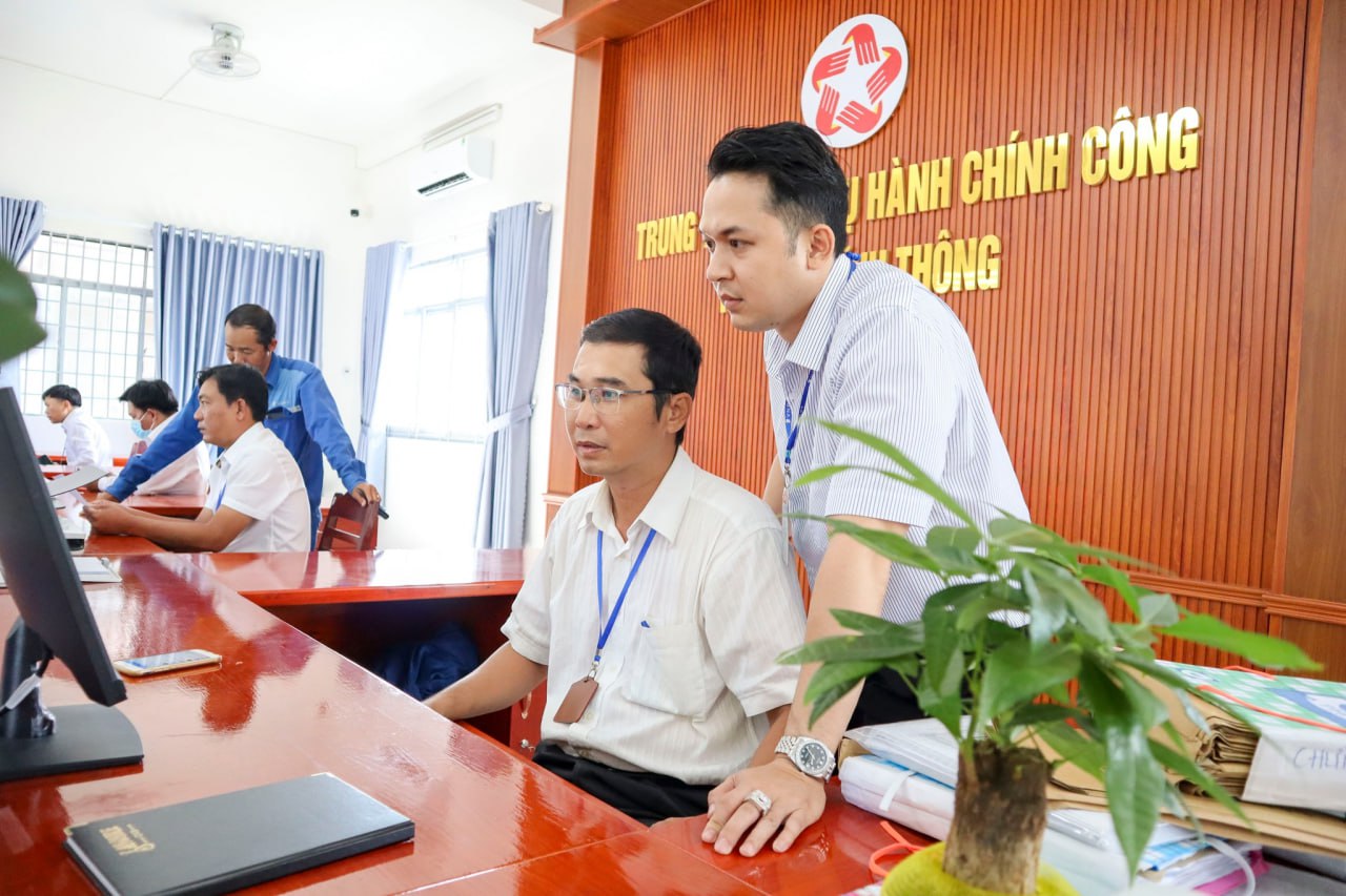 Xây dựng “Xương sống” số cho chính quyền tinh gọn
