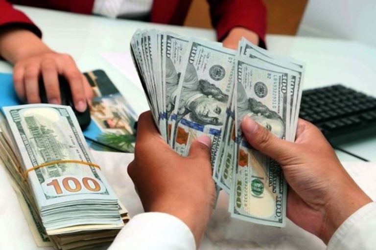 Sập bẫy đổi USD qua mạng, tiền tỷ bốc hơi chỉ sau vài phút