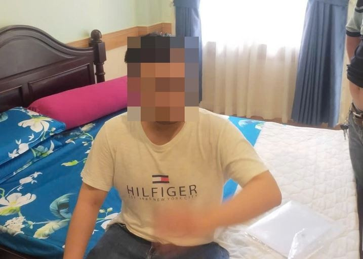 Nạn nhân Đỗ Khắc Tuấn K. khi đang ở khách sạn tại phường Tân An.