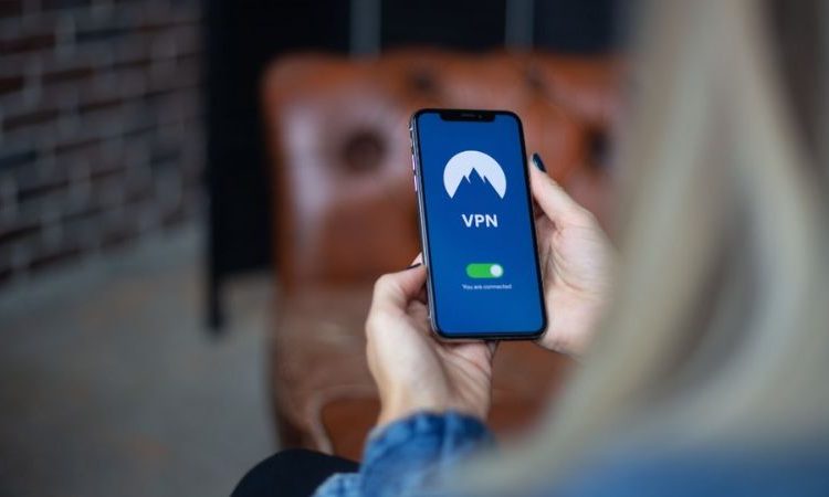 Người dùng iPhone cảnh giác: Các ứng dụng VPN miễn phí chứa nhiều nguy cơ tiềm ẩn