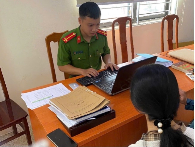Công an xã Bình Minh, TP Hà Nội đã giải cứu một nữ sinh khỏi bẫy “bắt cóc online”. Ảnh Báo CAND