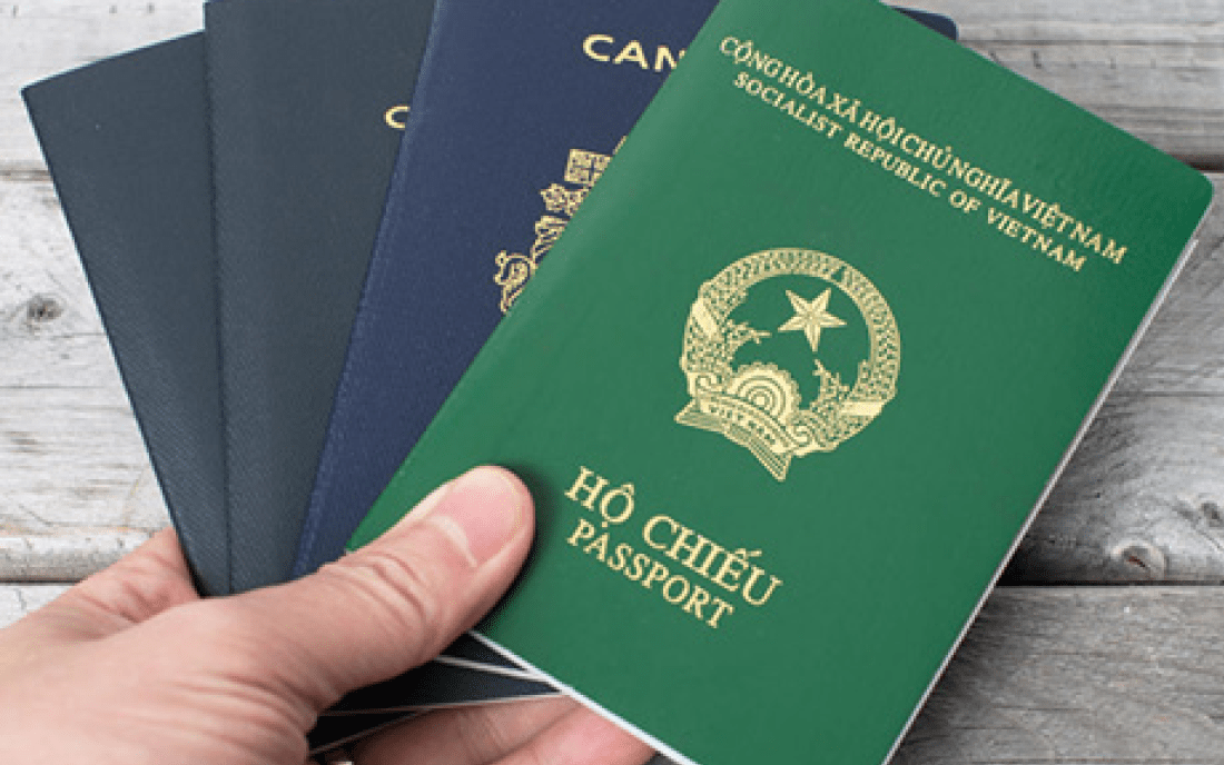 Cảnh giác chiêu trò giả danh bưu tá, lừa đảo khi làm hộ chiếu
