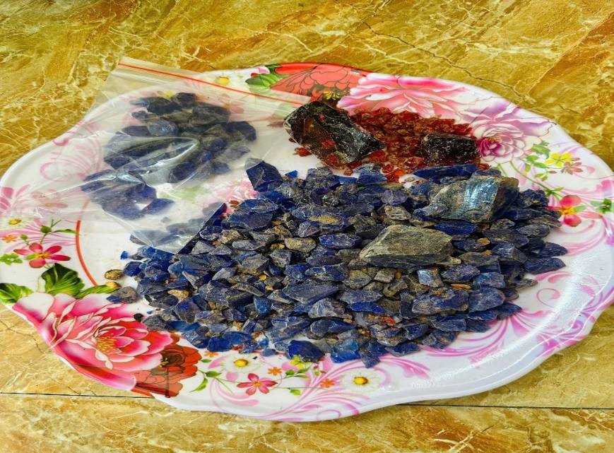 Một số vật chứng bị thu giữ tại cơ quan điều tra