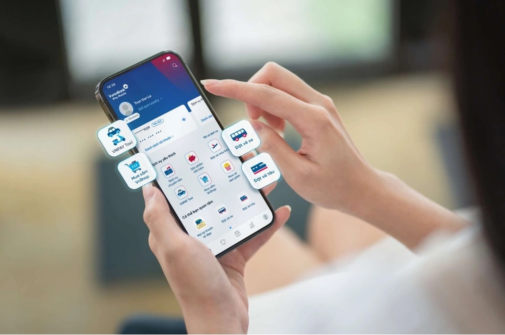 Các giao dịch có thể được thực hiện mọi lúc, mọi nơi, nhanh chóng và an toàn (Ảnh: VietinBank).