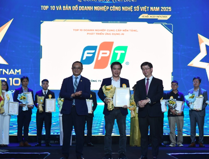 FPT được vinh danh Top 10 Doanh nghiệp Cung cấp Nền tảng, Phát triển Ứng dụng AI