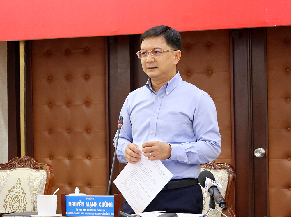 Phó Chủ tịch UBND TP.Hồ Chí Minh Nguyễn Mạnh Cường phát biểu chỉ đạo tại hội nghị.