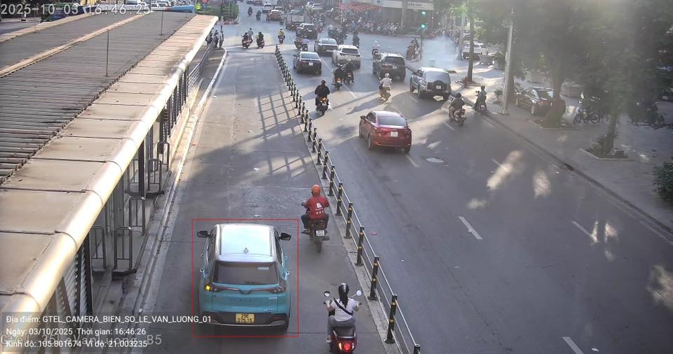 Nhiều trường hợp đi sai làn đường cũng bị camera A.I phát hiện (ảnh Cục CSGT).