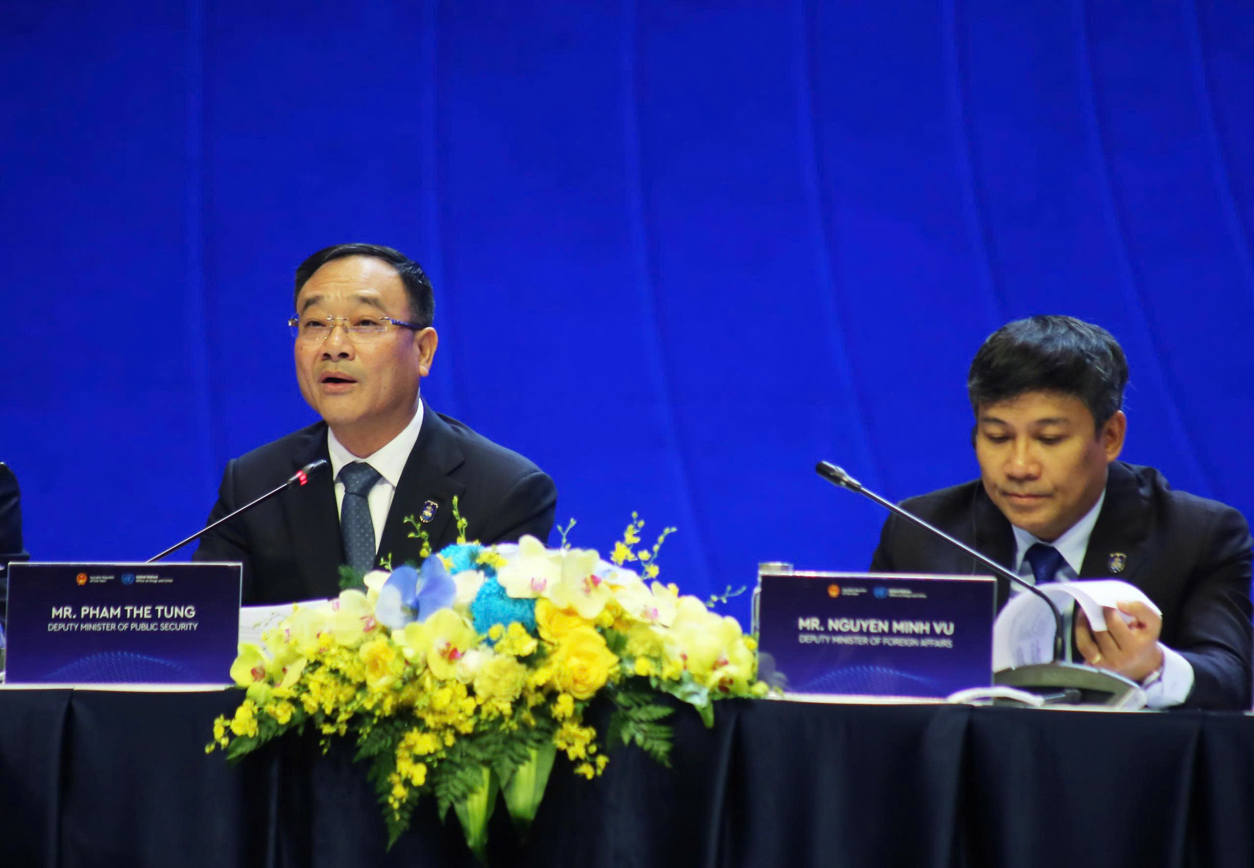 Thượng tướng Phạm Thế Tùng, Thứ trưởng Bộ Công an, phát biểu tại phiên thảo luận toàn thể thứ hai của Hội nghị.