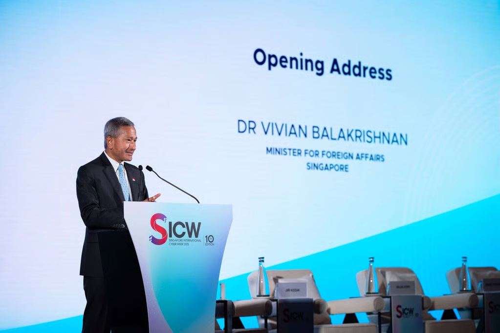 Bộ trưởng Ngoại giao Singapore Vivian Balakrishnan phát biểu tại Tuần lễ An ninh mạng Quốc tế Singapore, ngày 23/10. Ảnh Cơ quan An ninh mạng Singapore