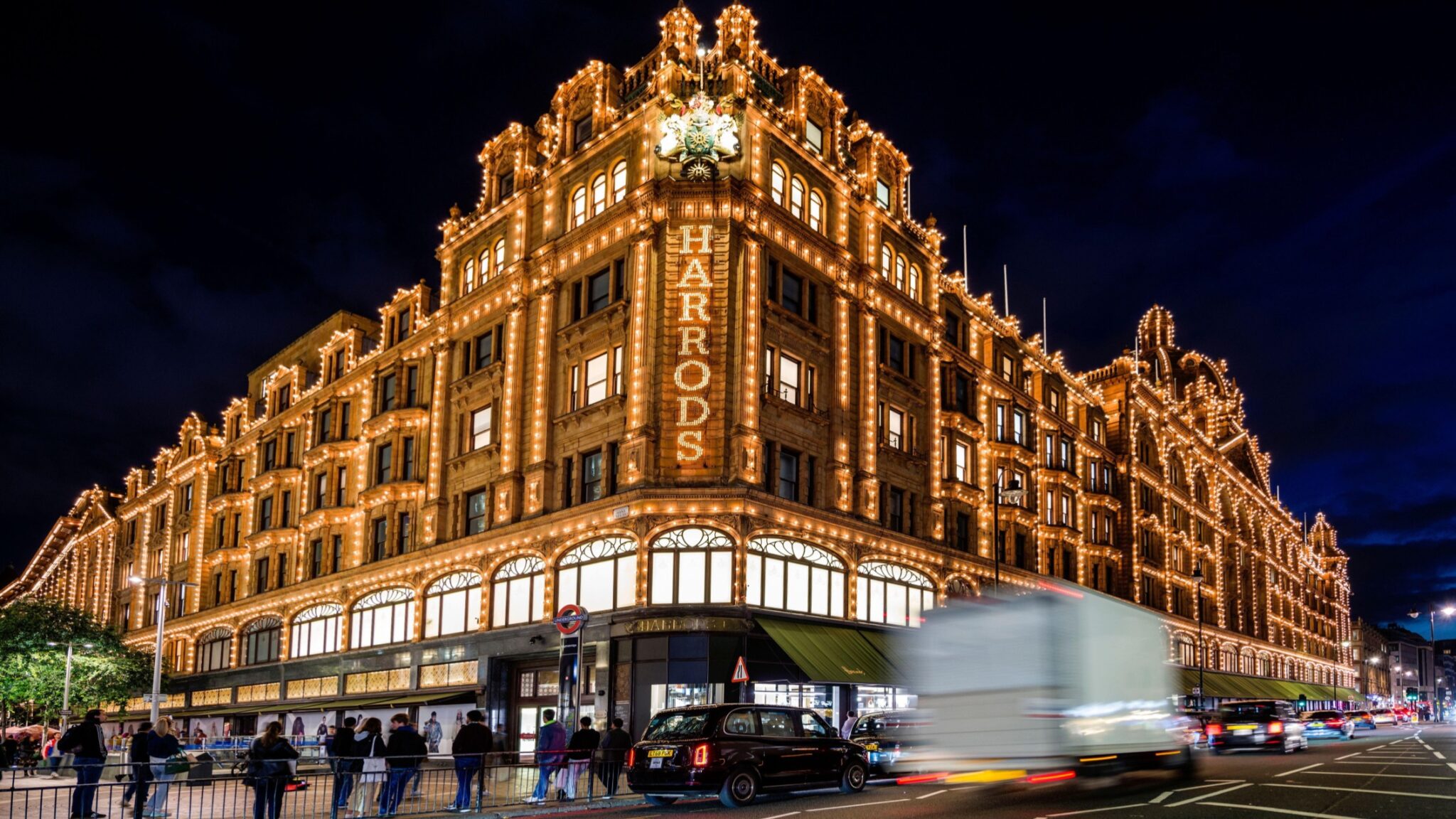 Rò rỉ dữ liệu tại Harrods: 430.000 hồ sơ khách hàng bị đánh cắp từ bên thứ ba