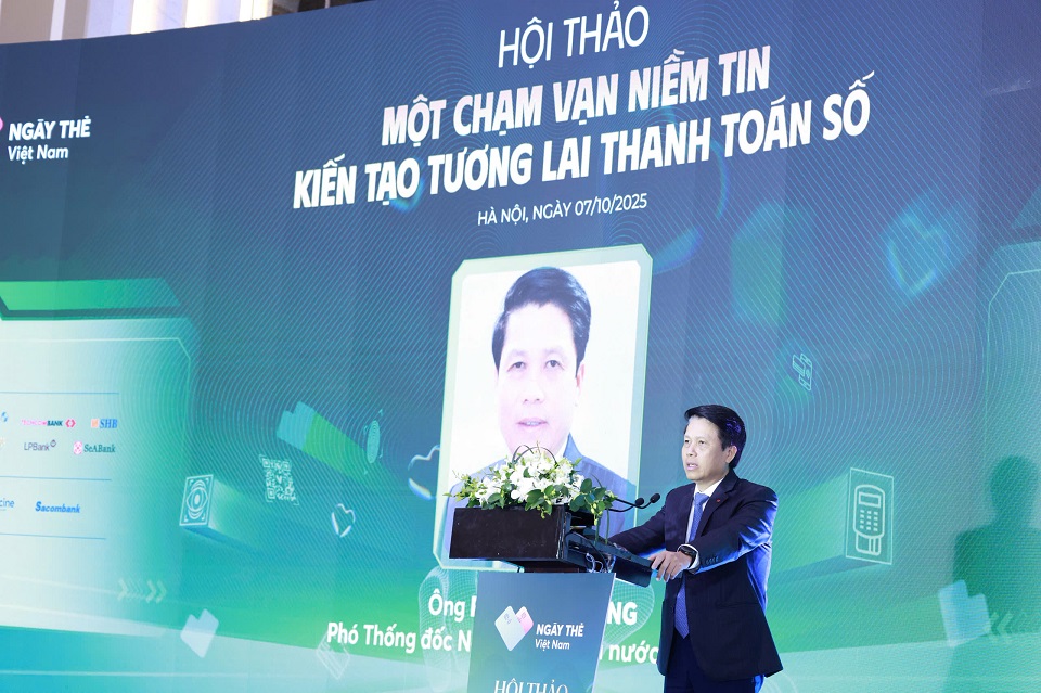 Phó Thống đốc NHNN Phạm Tiến Dũng phát biểu chỉ đạo và kết luận hội thảo