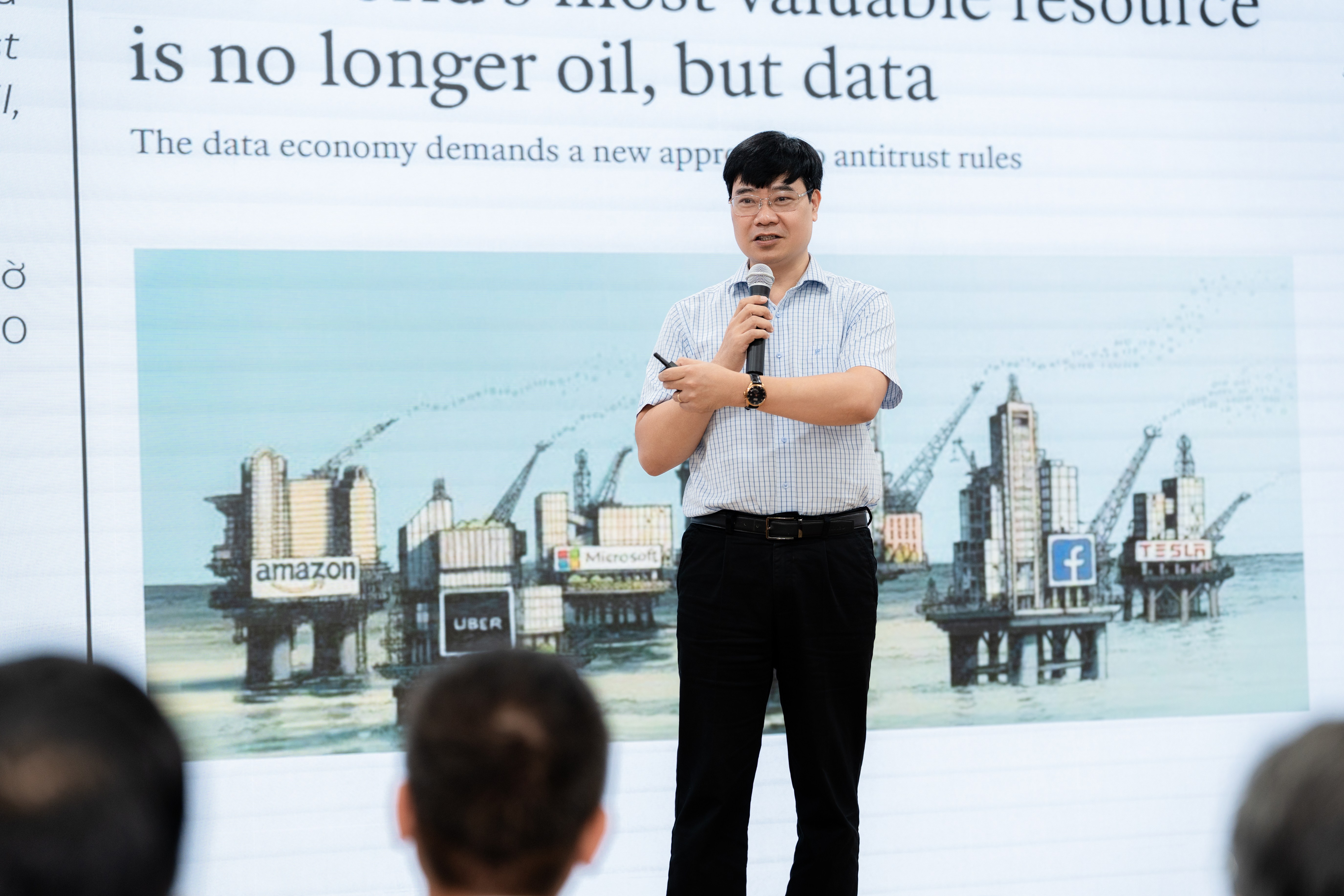 Khi các doanh nghiệp mở rộng hệ thống kết nối và vận hành trên môi trường số, bề mặt tấn công mạng ngày càng rộng