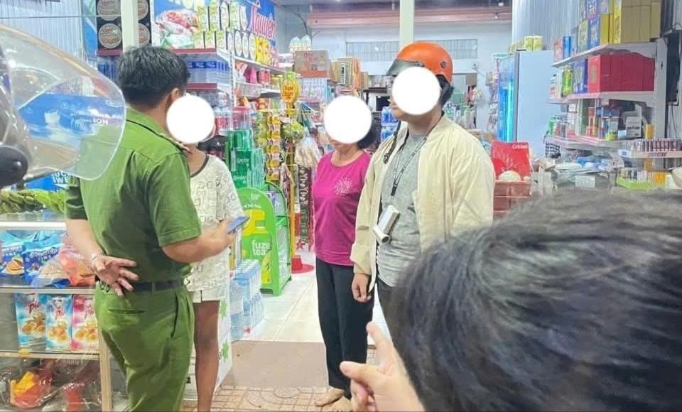 Công an phường Bình Long kịp thời phát hiện, ngăn chặn một vụ lừa đảo chiếm đoạt tài sản trên không gian mạng. Ảnh: Công an Đồng Nai