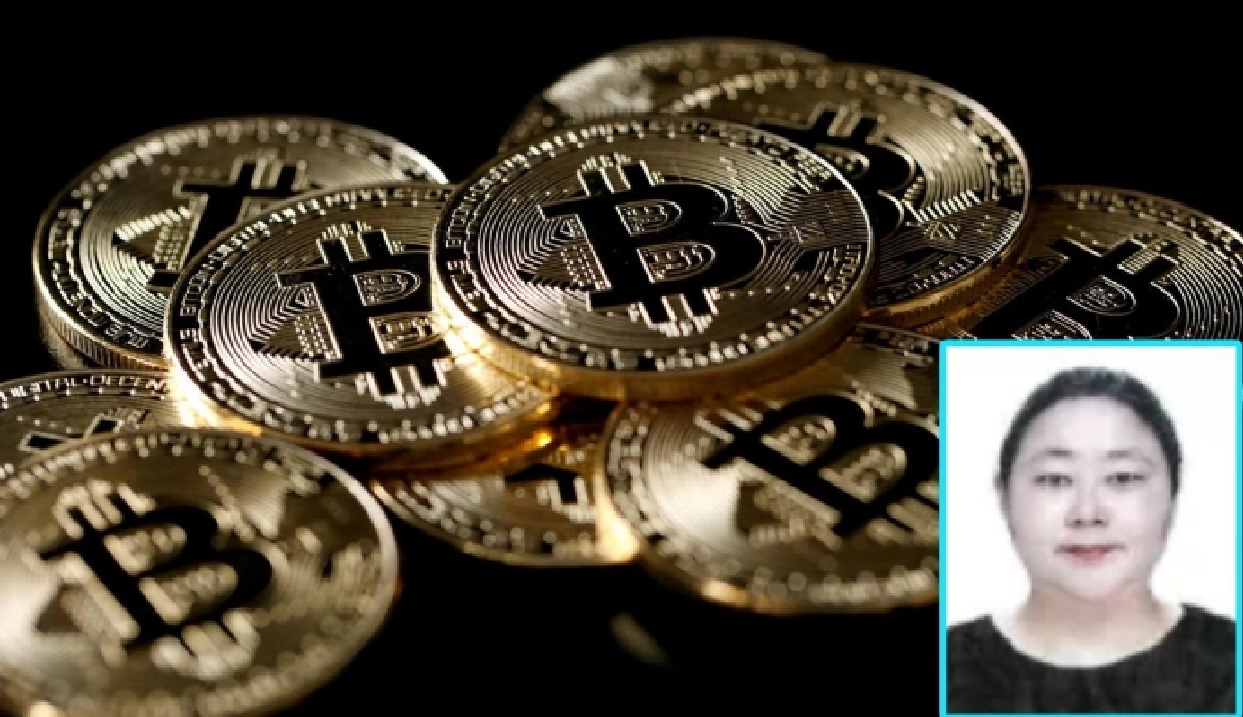 Đồng Bitcoin và chân dung Zhimin Qian. Ảnh: Reuters/Weixin
