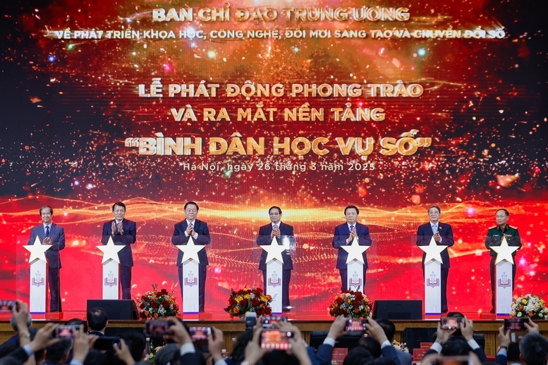 Phổ cập kỹ năng số - nhiệm vụ toàn dân trong kỷ nguyên số hóa