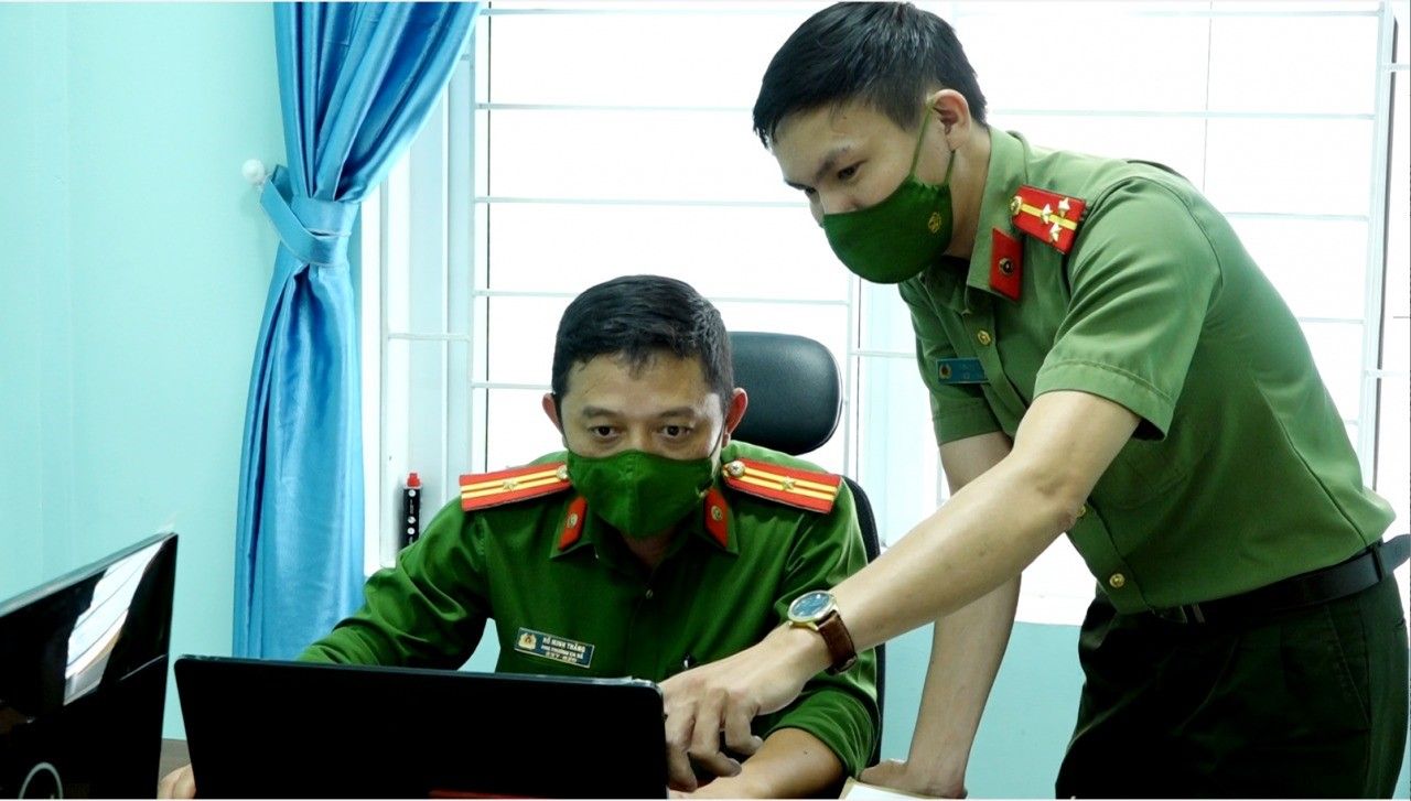 Phòng Tham mưu, Công an tỉnh Quảng Trị tổ chức kiểm tra an toàn, an ninh thông tin tại Công an các đơn vị, địa phương.