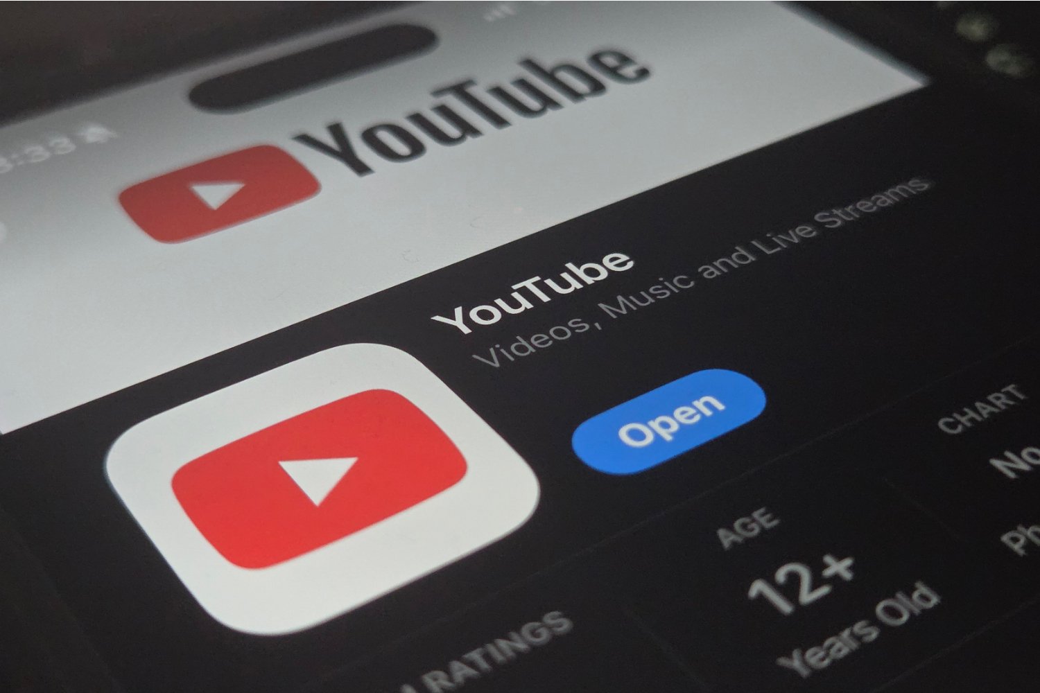 YouTube cho rằng lệnh cấm mạng xã hội tại Úc không giúp trẻ em an toàn hơn