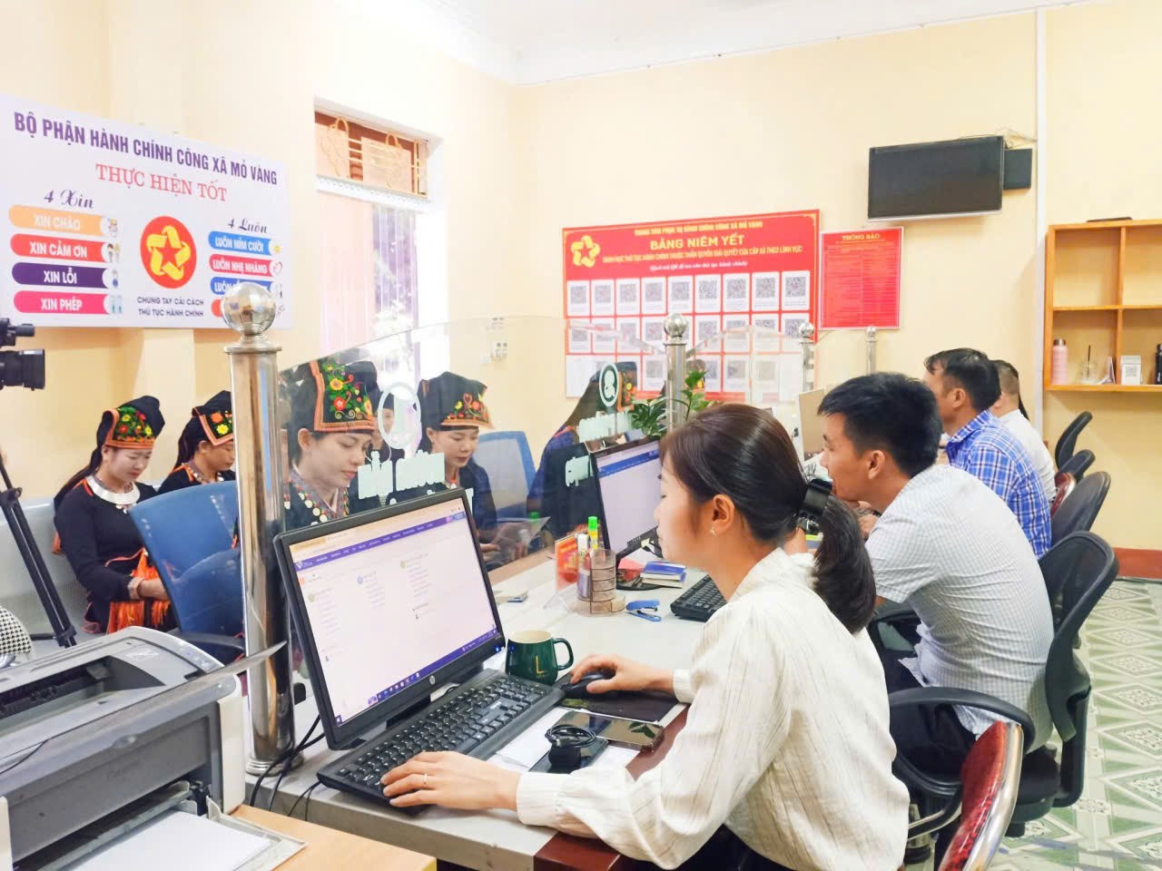 Trung tâm PVHCC xã Mỏ Vàng được bố trí khoa học, tiện lợi cho đội ngũ và Nhân dân.