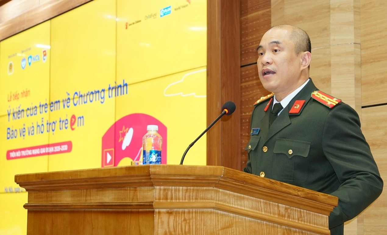 Đại tá Hà Văn Bắc, Phó Cục trưởng Cục An ninh mạng và phòng, chống tội phạm sử dụng công nghệ cao phát biểu tại buổi lễ