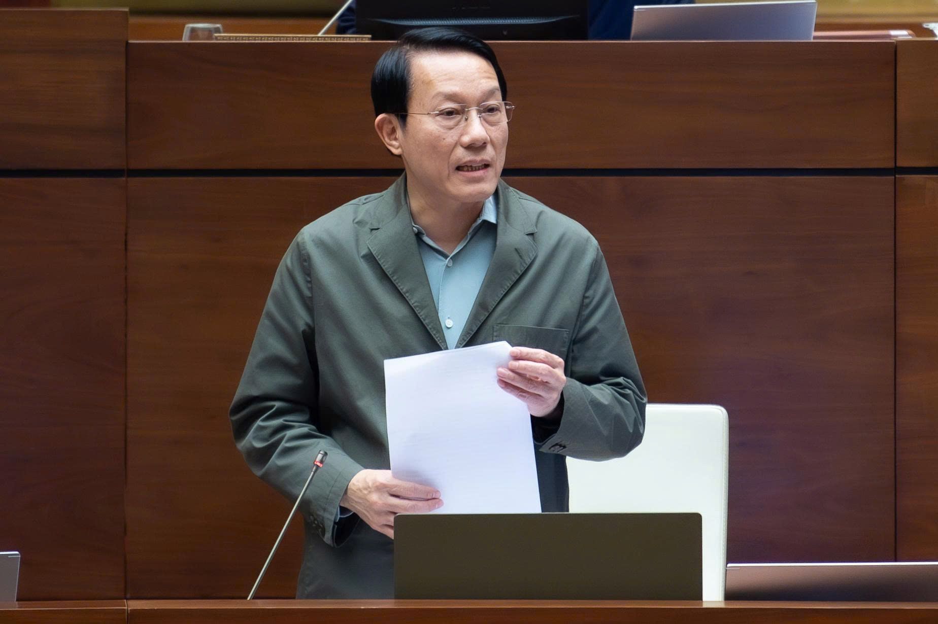  Đại tướng Lương Tam Quang, Uỷ viên Bộ chính trị, Bộ trưởng Bộ Công an đã giải trình, tiếp thu dự án Luật An ninh mạng.