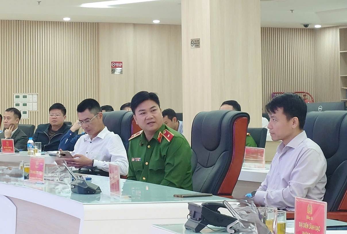 Thiếu tướng Dương Đức Hải – Phó Giám đốc CATP kết luận cuộc họp