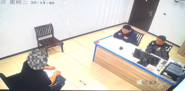 Cảnh sát thành phố Lạc Bình lấy lời khai nghi phạm. Ảnh Sina