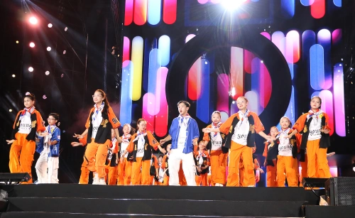 Học sinh Hà Nội truyền thông điệp tích cực về an toàn mạng qua âm nhạc và vũ điệu