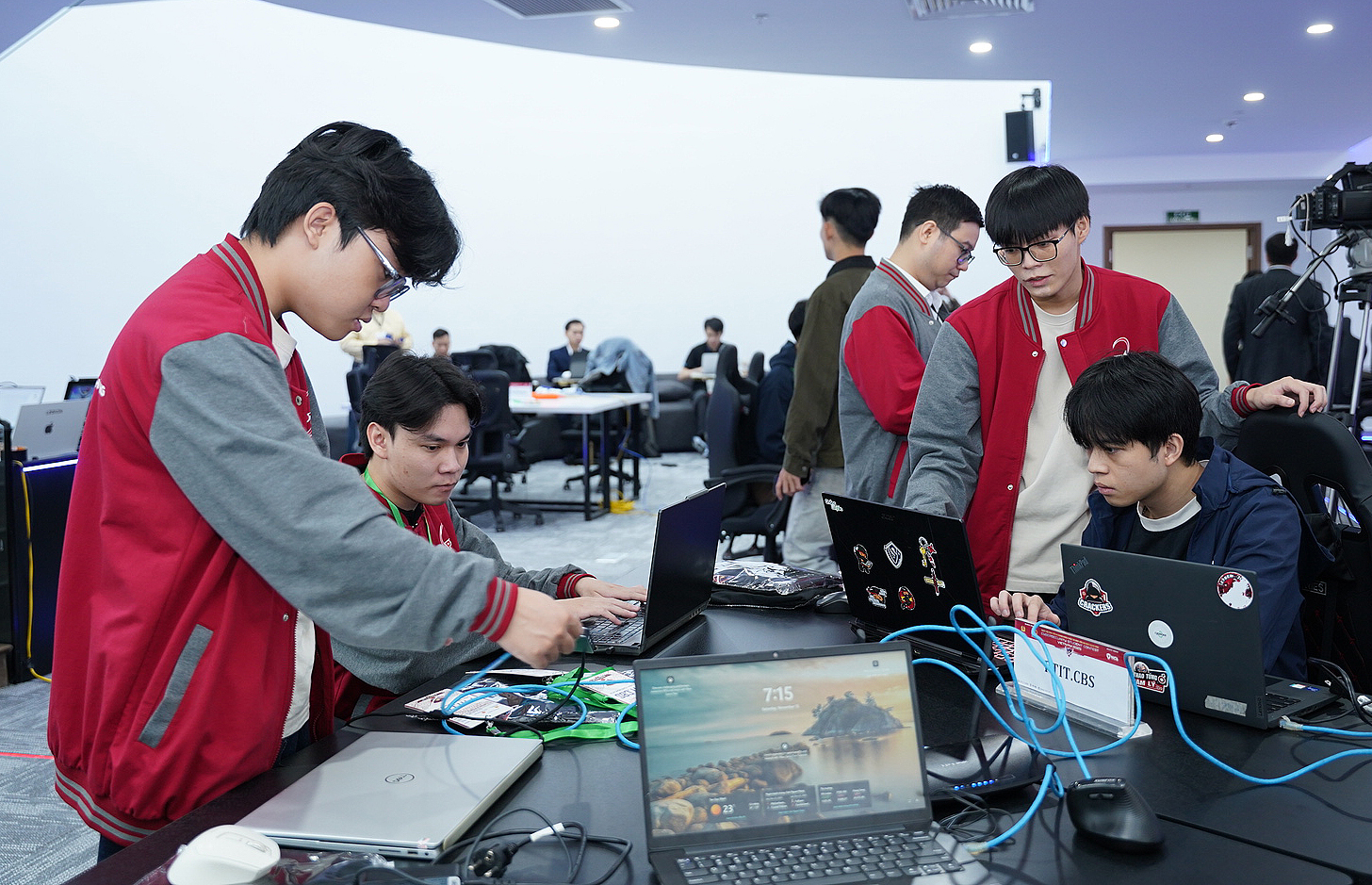 Đội thi của Học viện Công nghệ Bưu chính Viễn thông tại cuộc thi Sinh viên An ninh mạng 2025