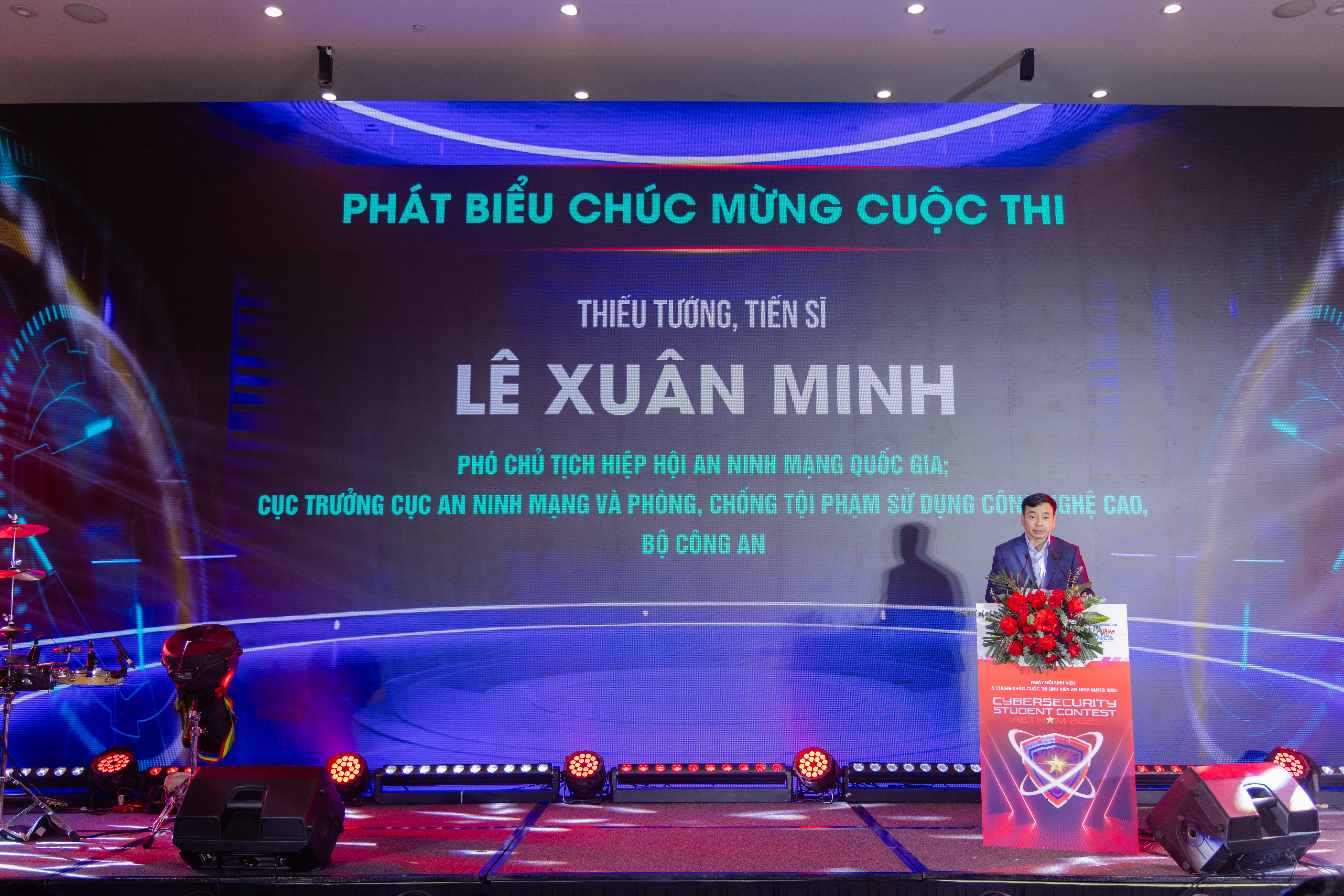 Thiếu tướng Lê Xuân Minh, Cục trưởng Cục An ninh mạng và phòng, chống tội phạm sử dụng công nghệ cao (A05), Phó chủ tịch Hiệp hội An ninh mạng Quốc gia phát biểu tại lễ trao giải
