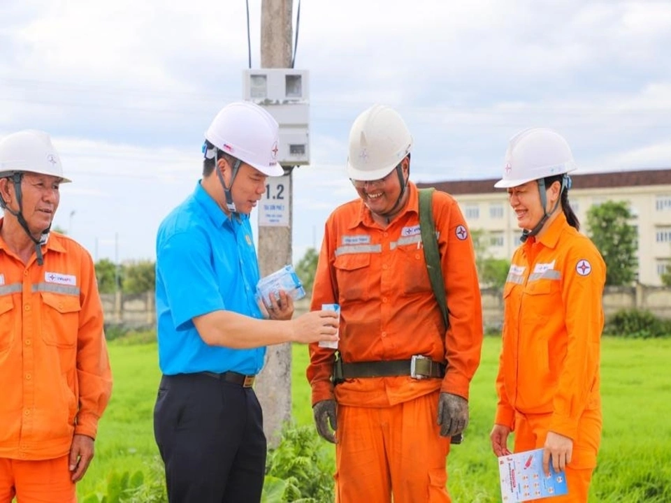 Công đoàn EVNNPC luôn là điểm tựa tin cậy, là nơi để người lao động tìm thấy sự đồng hành và sẻ chia.
