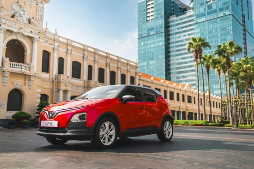 Hàng vạn khách Việt “chốt” VF 5 vì giá lăn bánh dễ chịu và vận hành vượt mong đợi